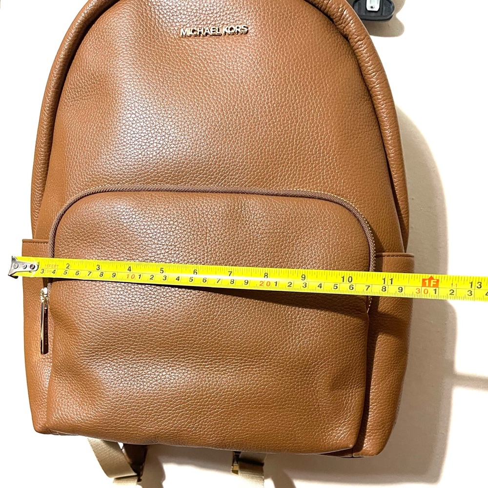 🆕🌺MICHAEL KORS Backpack🌺 - Picture 3 of 16